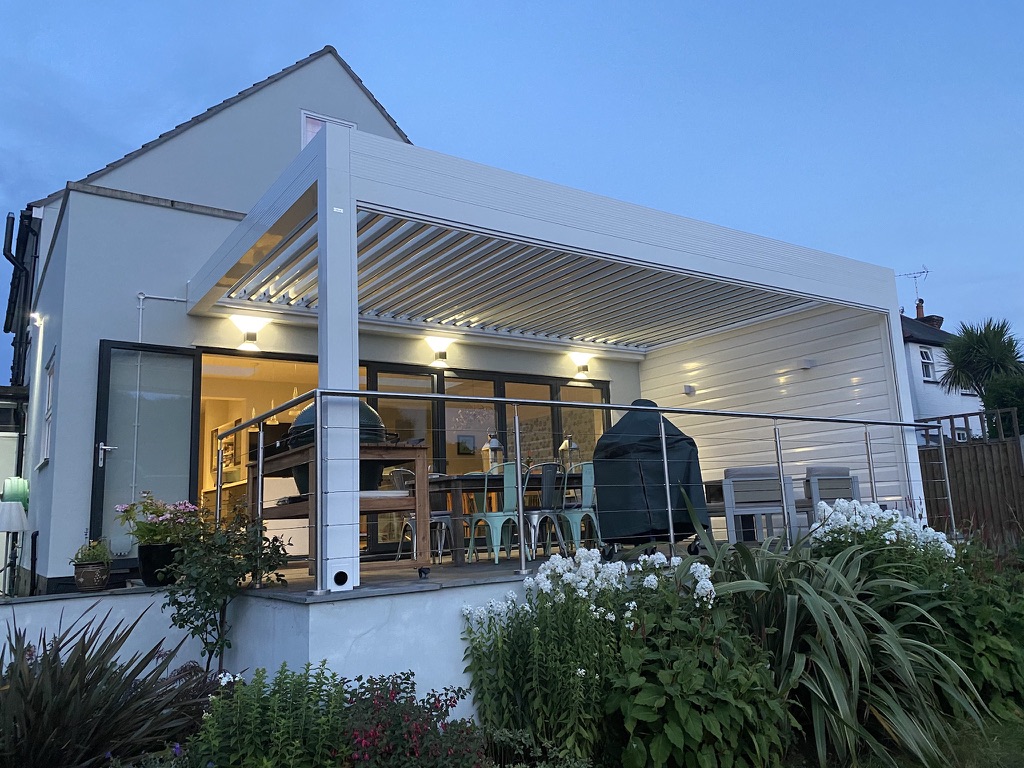 Louvered Roofs in Banbury, Oxfordshire