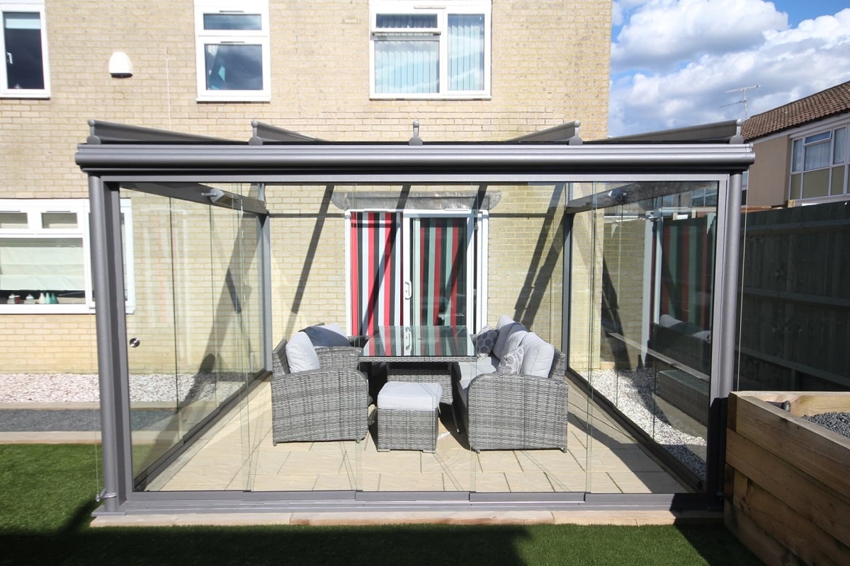 How to Choose the Perfect Frame Colour for Your Weinor Glass Veranda