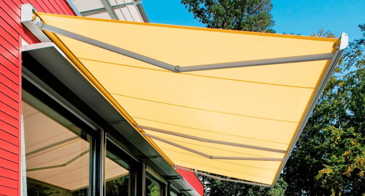 Choosing Oil and Dirt Resistant Fabrics for Awnings