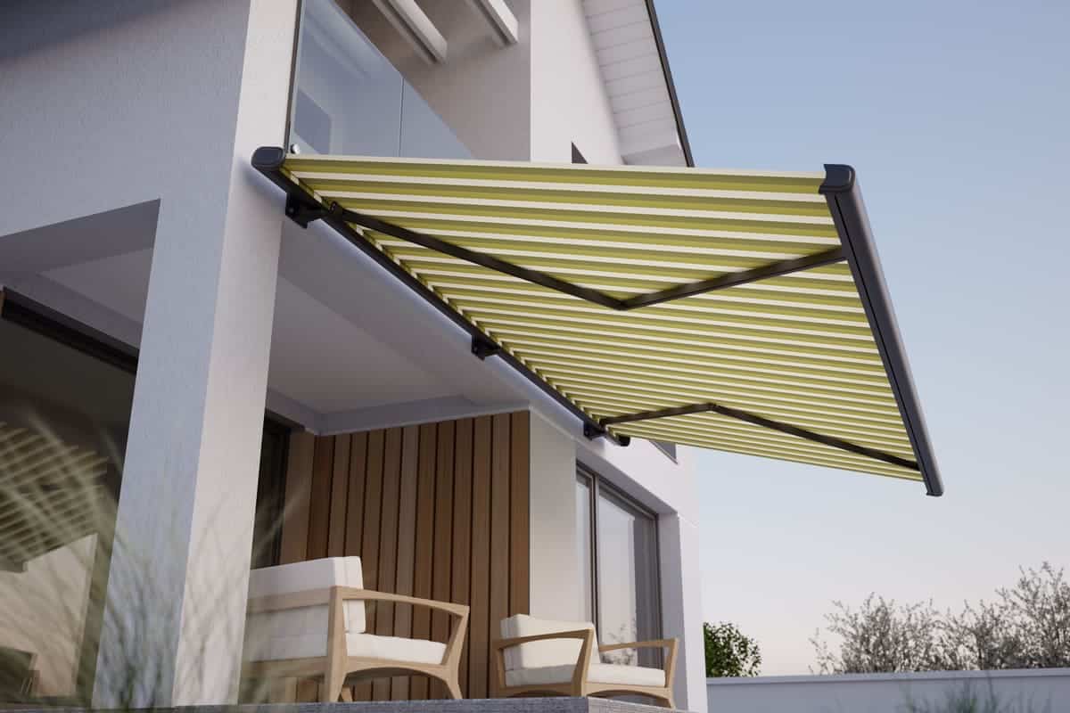 Expert Tips on Choosing the Right Awning for Your Outdoor Space