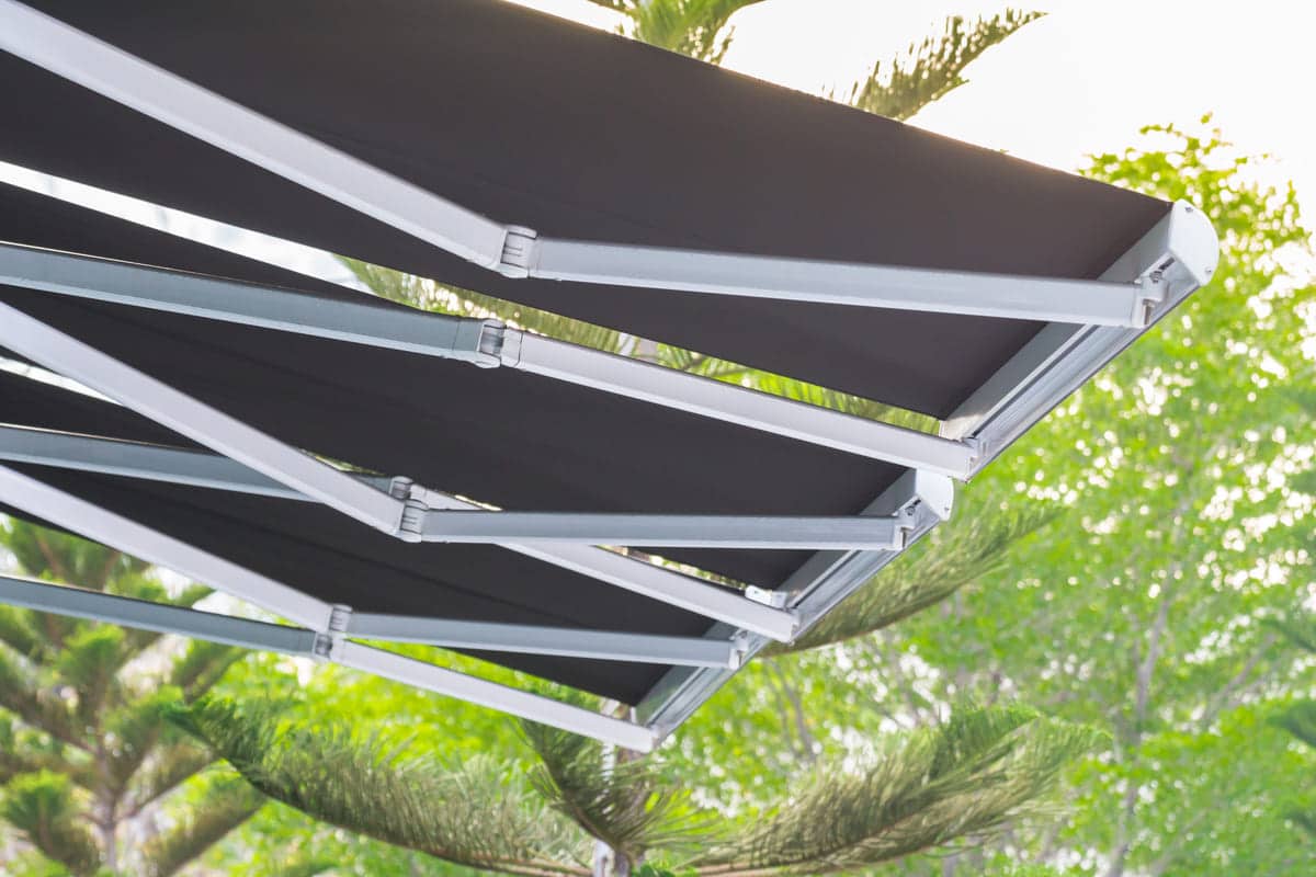 Enhancing Outdoor Comfort with Motorized Pergolas