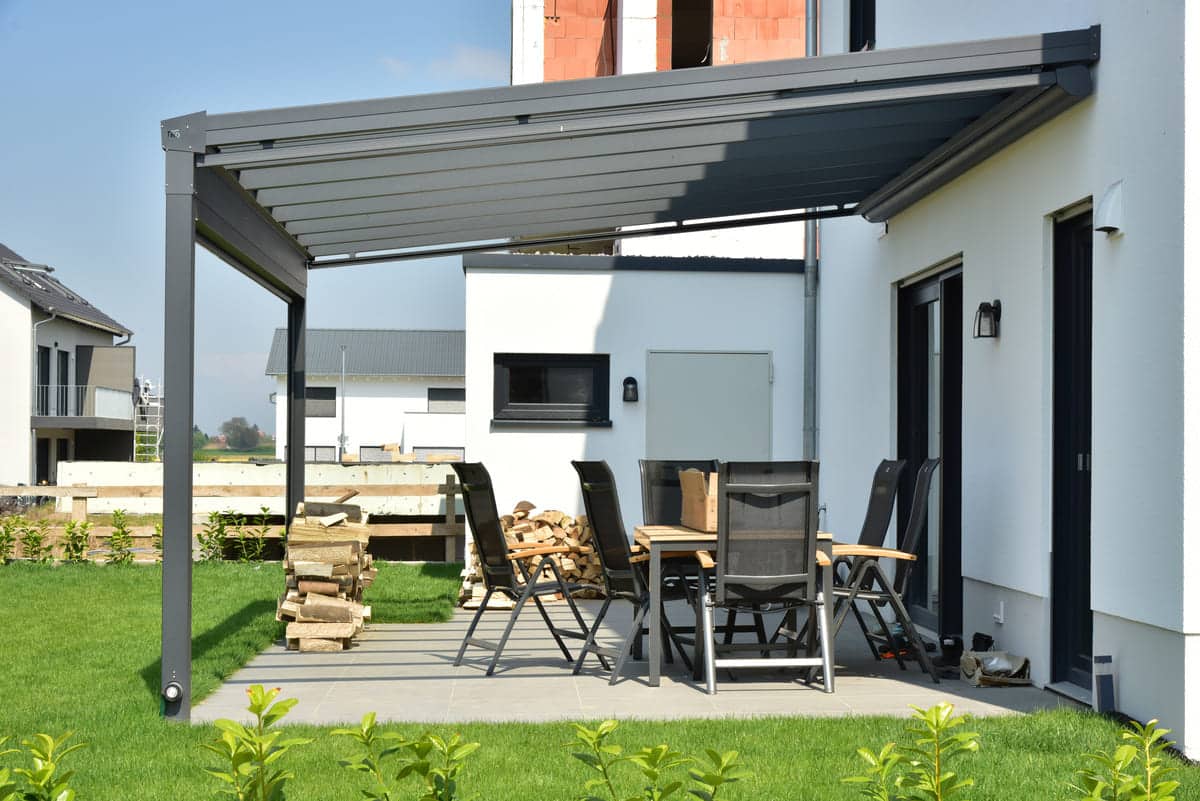 Comparing the Artares Louvre Roof to Traditional Pergolas